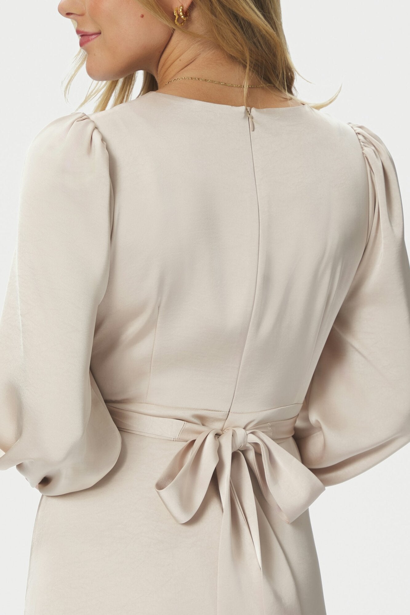Bretti Heavy Sateen kjole - Champagne